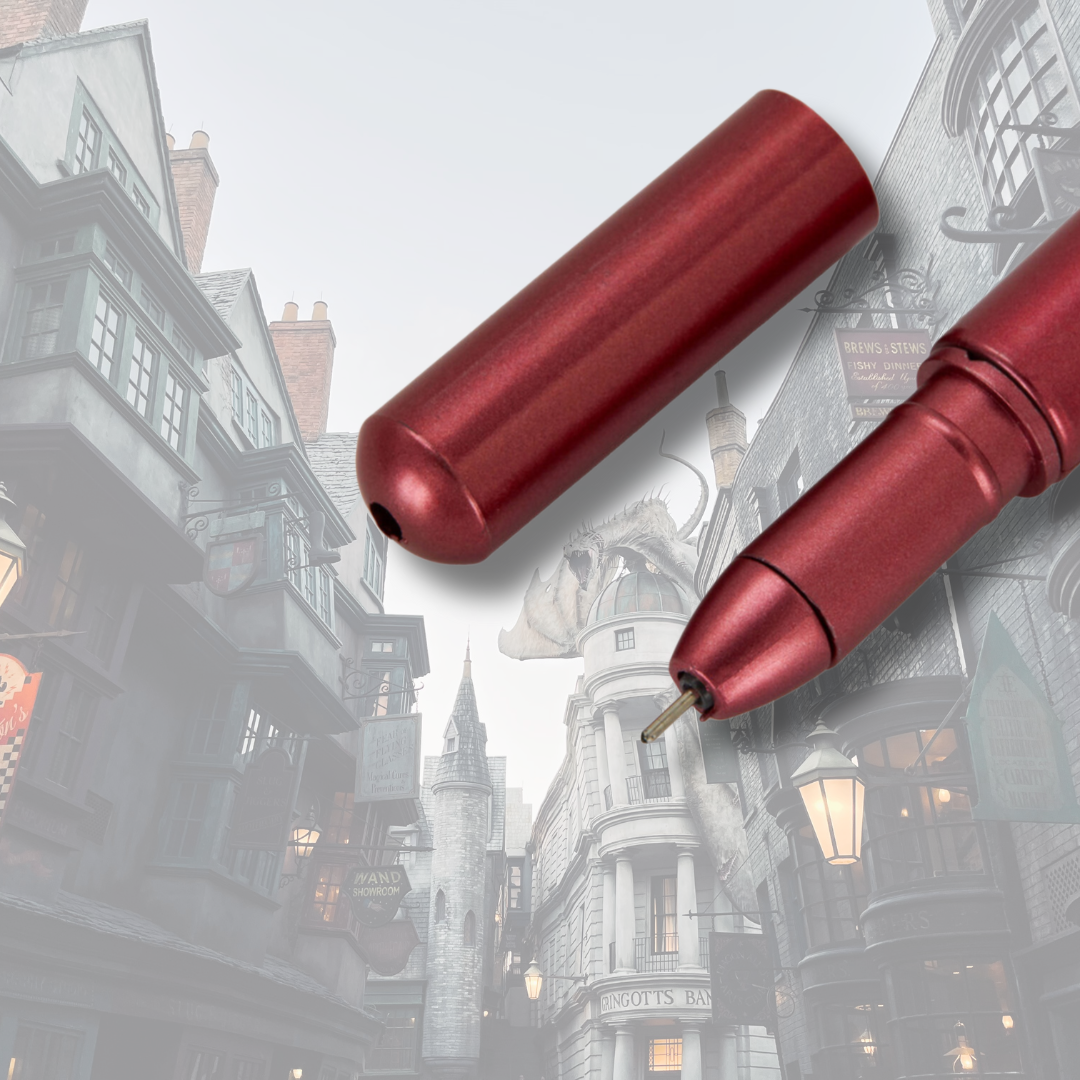 Harry Potter™ Gryffindor Feather Pen